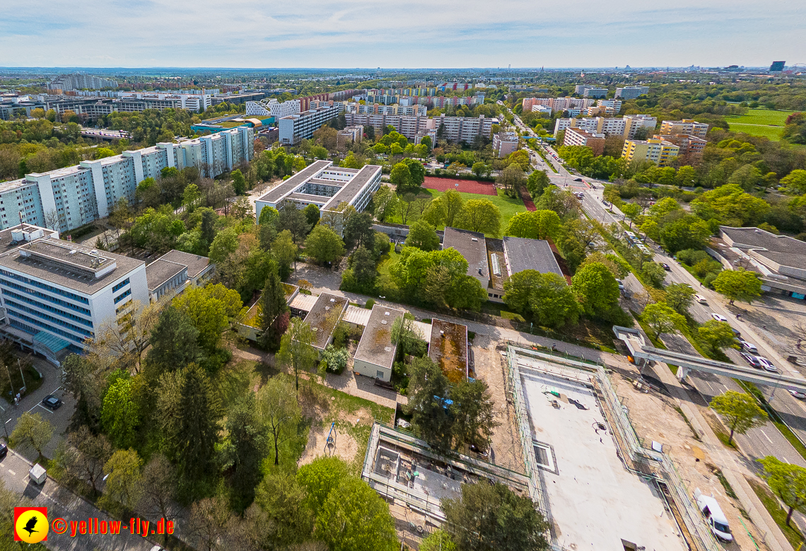 04.05.2023 - Luftbilder vom Haus für Kinder in Neuperlach